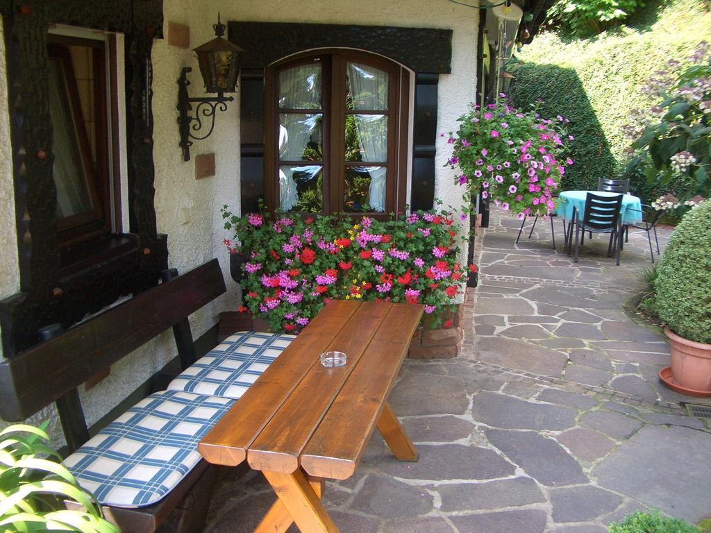 Landhaus Schneider ซัสบาควัลเดิน ภายนอก รูปภาพ