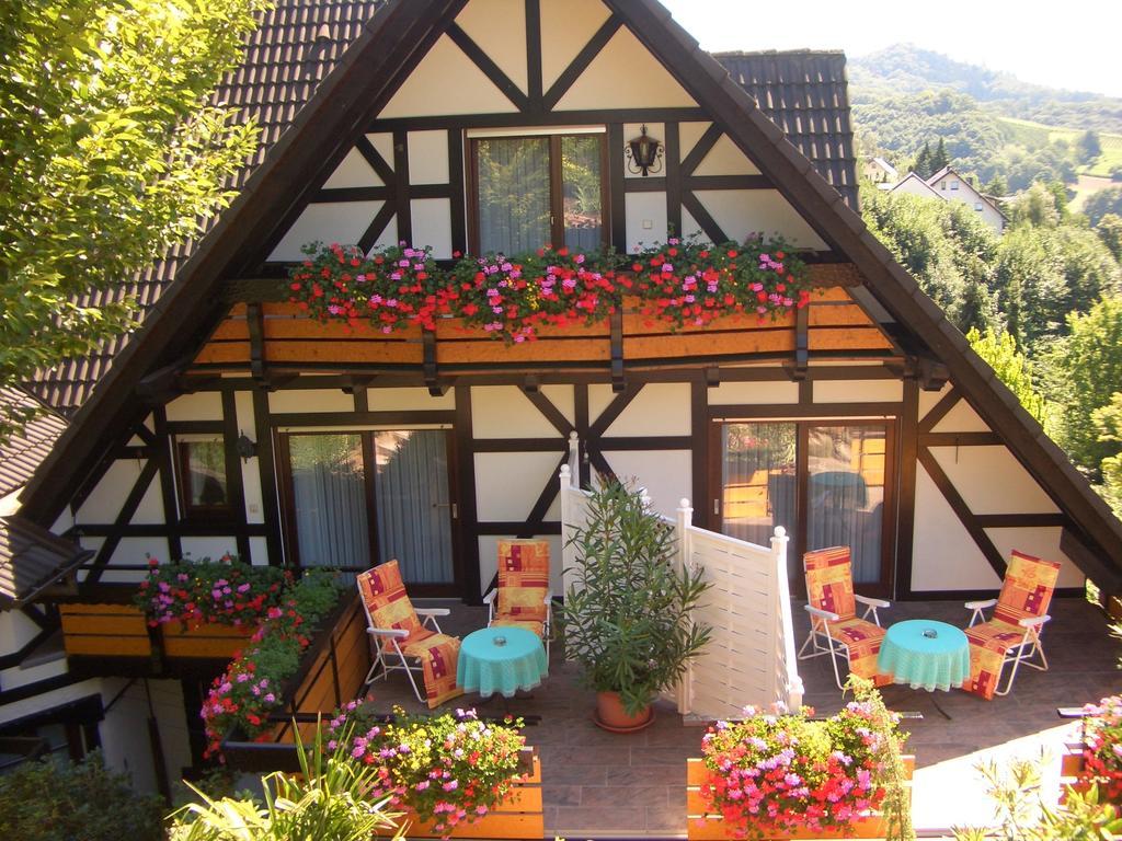 Landhaus Schneider ซัสบาควัลเดิน ภายนอก รูปภาพ